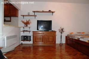 Budva-studio apartman na odlicnoj lokaciji,480 m od mora