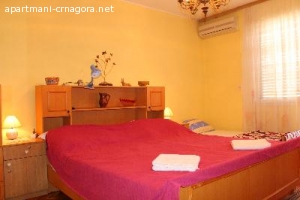 izdajem apartman u Herceg Novom